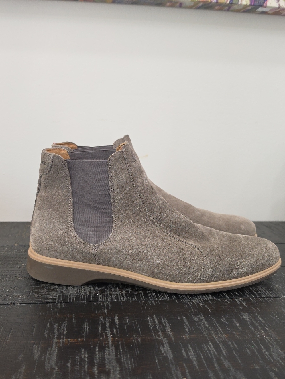 Amberjack Men’s Taupe Suede Chelsea Boots Sz 9.5M